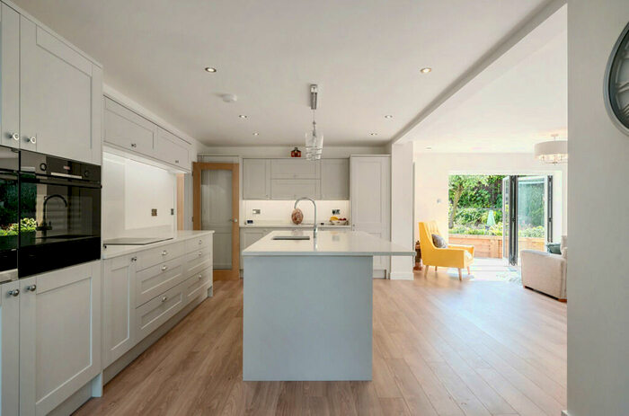 5 Bedroom Detached House For Sale In The Avenue, Mansfield, Nottinghamshire, NG18