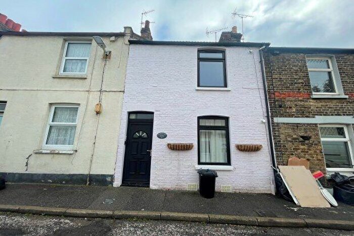 3 Bedroom Property To Rent In Setterfield Road, Margate, CT9
