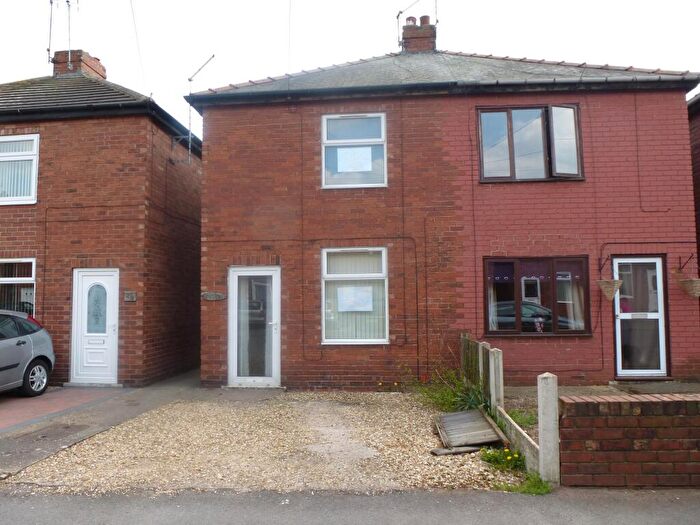 2 Bedroom House To Rent In Dawber Street, Worksop, S81