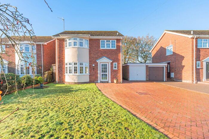 4 Bedroom Detached House For Sale In Lime Tree Crescent, Little Fransham, NR19