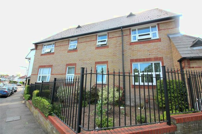1 Bedroom Maisonette To Rent In Sun Lane, Gravesend, DA12