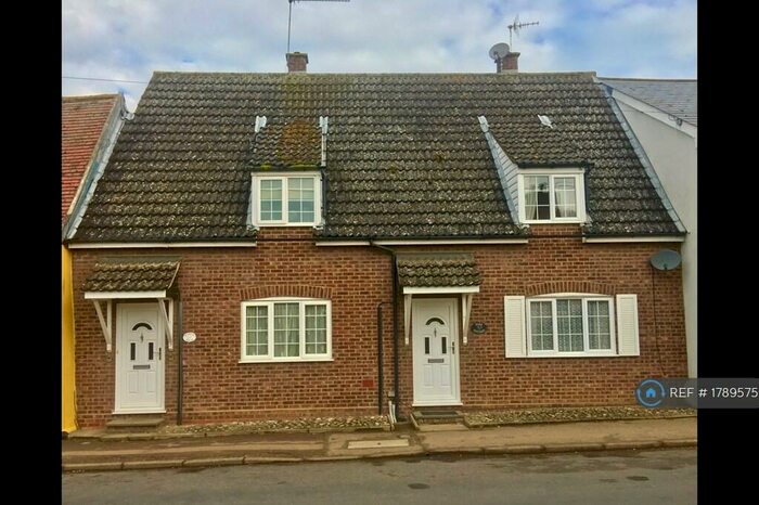 2 Bedroom Terraced House To Rent In The Street, Bury St Edmunds, IP31