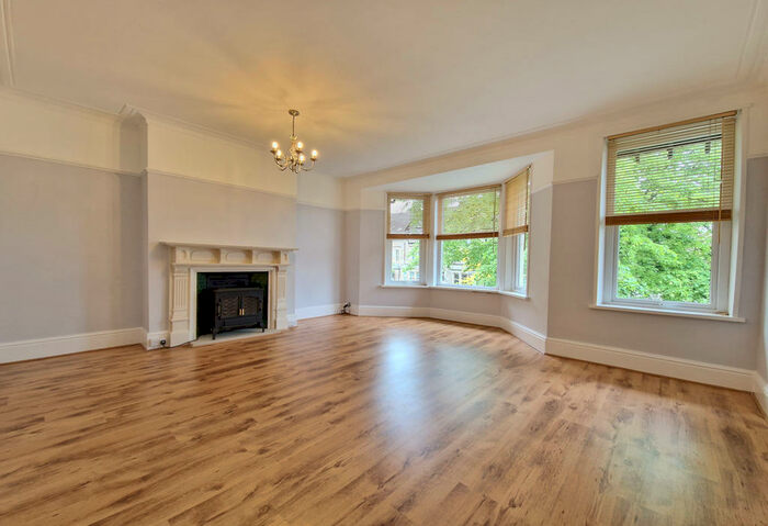 1 Bedroom Flat To Rent In Dragon Parade, Harrogate, HG1