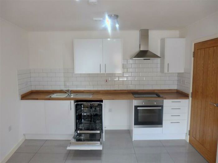 2 Bedroom Flat To Rent In Worcester Street, Kidderminster, DY10