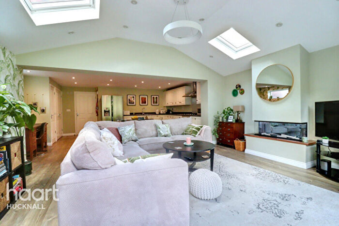 4 Bedroom Detached House For Sale In Osprey Grove, Nottingham, NG15