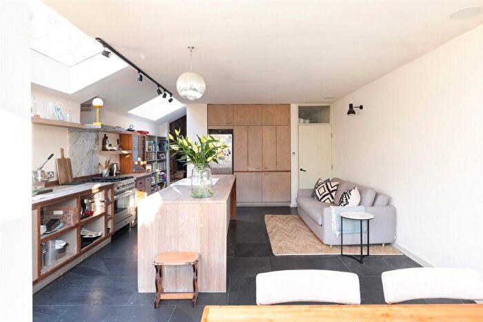 4 Bedroom Terraced House To Rent In Leighton Gardens, London, , London, NW10