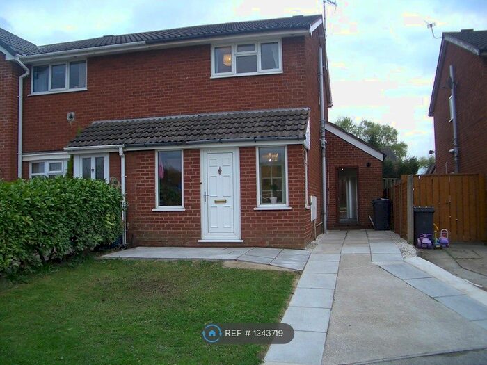 3 Bedroom Semi-Detached House To Rent In Blaydon Park, Skelmersdale, WN8