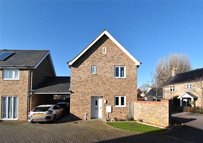 3 Bedroom Detached House For Sale In Walnut Close, Landbeach, Cambridge, CB25