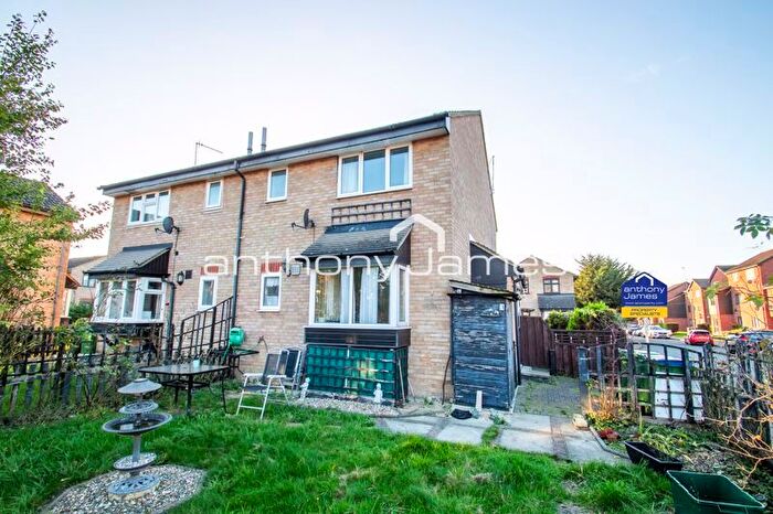 1 Bedroom End Of Terrace House To Rent In Halifield Drive, Belvedere, DA17