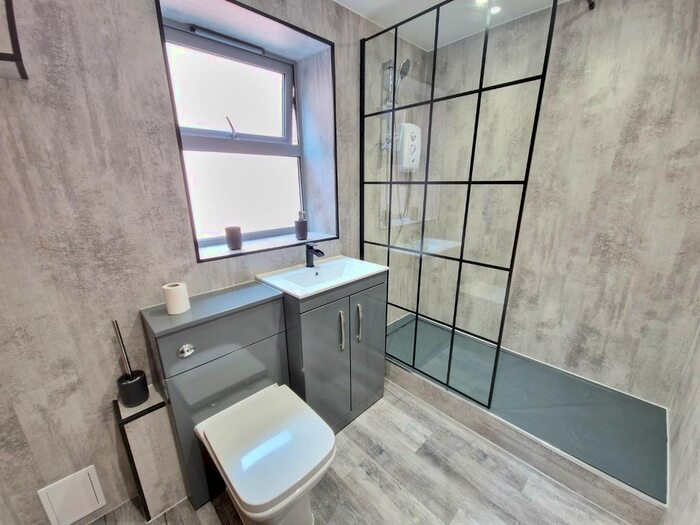 1 Bedroom Flat To Rent In Lendal, York, North Yorkshire, YO1