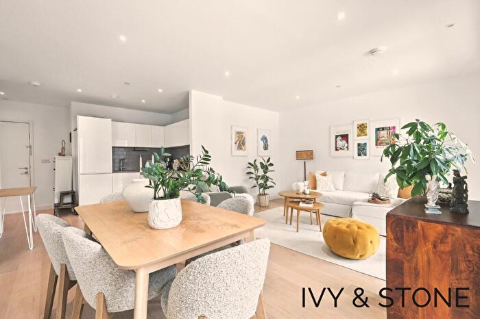 1 Bedroom Flat For Sale In Banyan Court, Royal Wharf, E16