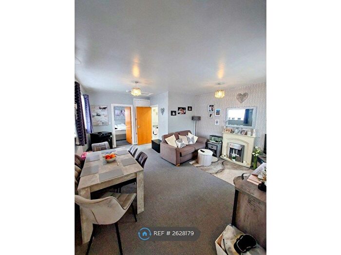 1 Bedroom Bungalow To Rent In Granville Street, Grimsby, DN32