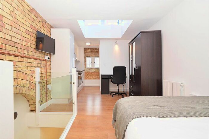 1 Bedroom Flat To Rent In Virginia Road, Shoreditch, E2