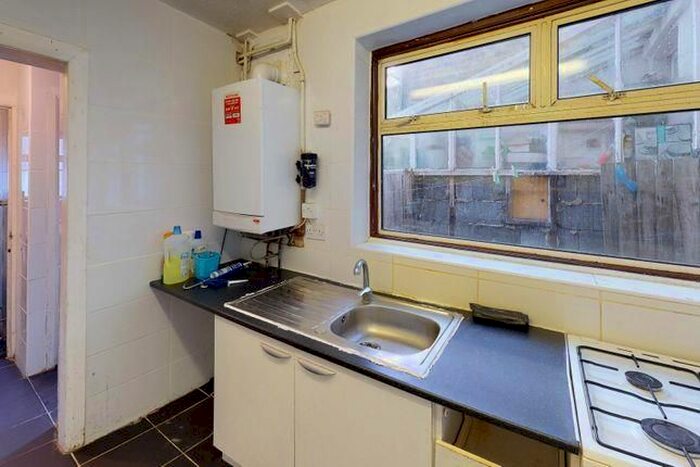 3 Bedroom Property To Rent In Forest Road, London, N9