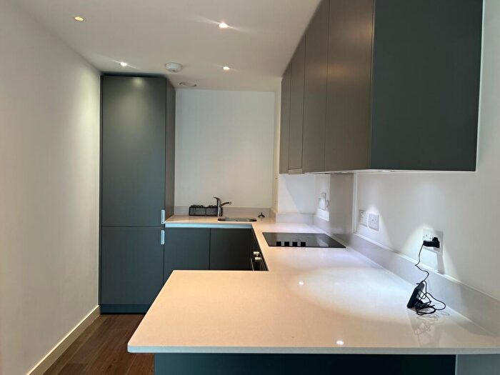 1 Bedroom Apartment To Rent In Saffron Square, Croydon, CR0