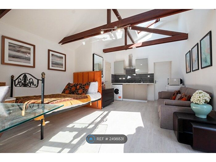 Studio To Rent In Macfarlane Close, Impington, Cambridge, CB24