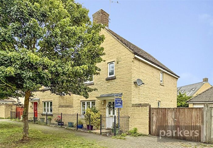 3 Bedroom Detached House To Rent In Harvest Way, Witney, Oxfordshire, OX28