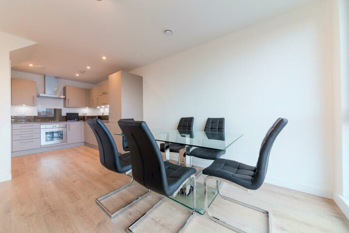 3 Bedroom Apartment To Rent In Bloom House, Rotherhithe New Road, London, SE16