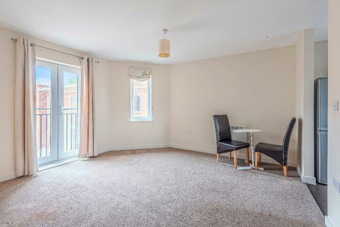 1 Bedroom Flat To Rent In Grenfell Rd, Maidenhead, SL6