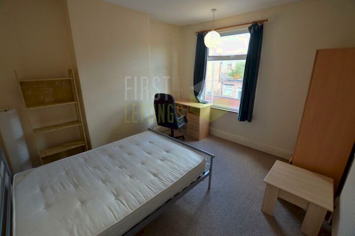 2 Bedroom Terraced House To Rent In St. Leonards Road, Leicester, LE2