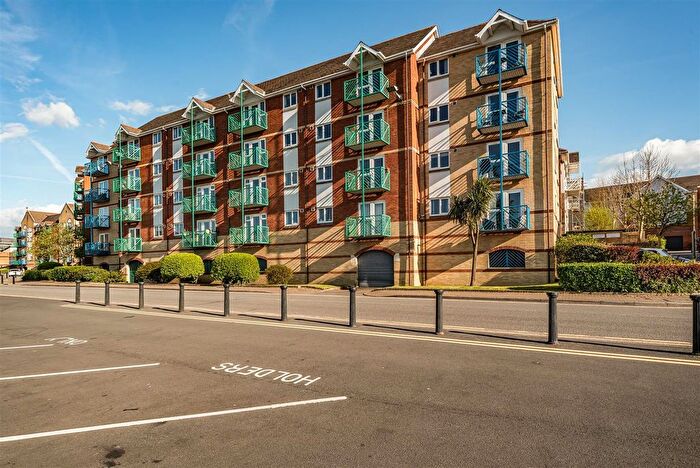 2 Bedroom Flat For Sale In Ambassador House, Marina, Swansea, SA1