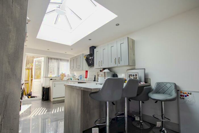 5 Bedroom Terraced House To Rent In Goss Croft, B29