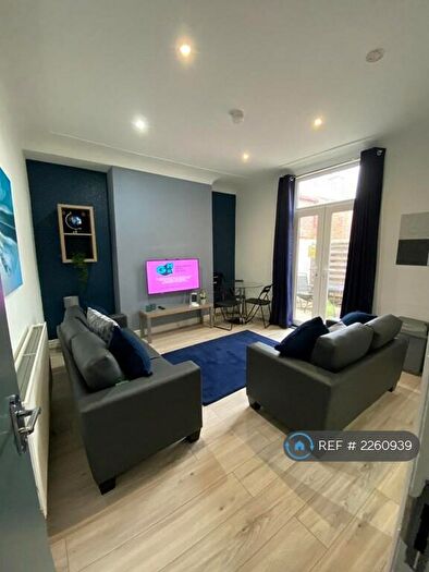 5 Bedroom Terraced House To Rent In Garmoyle Road, Liverpool, L15