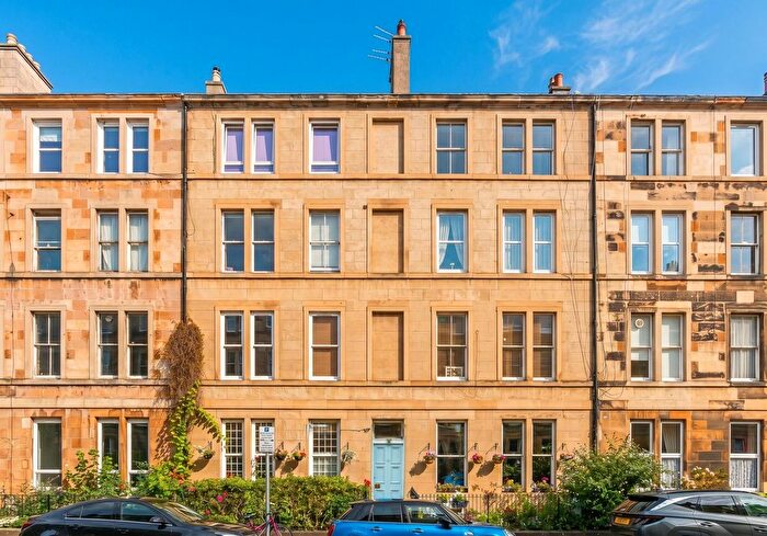 2 Bedroom Flat For Sale In Panmure Place, Tollcross, Edinburgh, EH3
