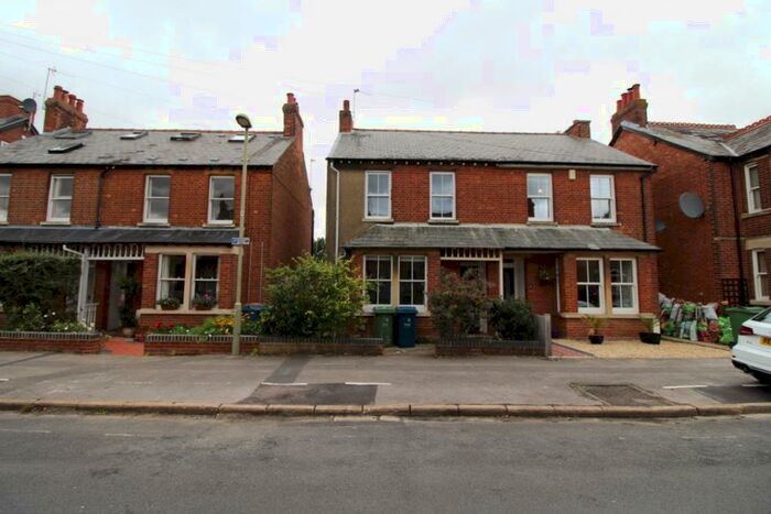 4 Bedroom Semi-Detached House To Rent In Gathorne Road, Headington, Oxford, OX3