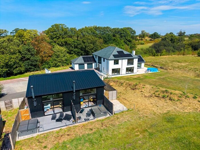 4 Bedroom Detached House For Sale In Witheridge, Tiverton, EX16
