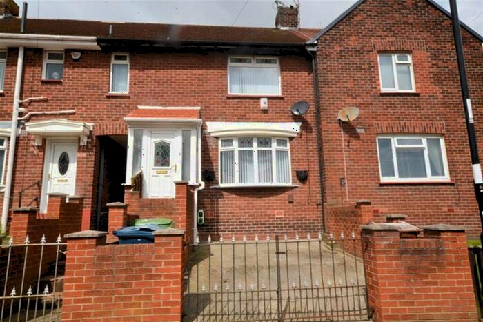 3 Bedroom Semi-Detached House To Rent In Hadleigh Road, Sunderland, SR4