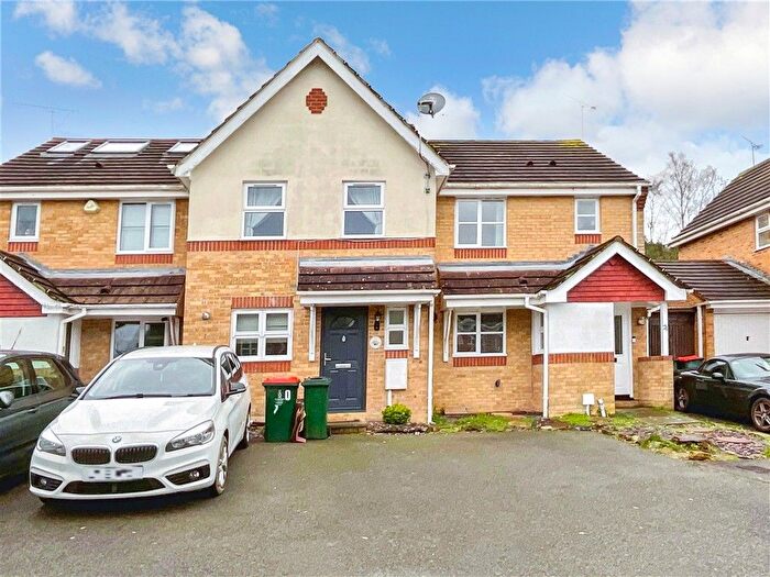 2 Bedroom Terraced House For Sale In Boleyn Close, Maidenbower, Crawley, West Sussex, RH10
