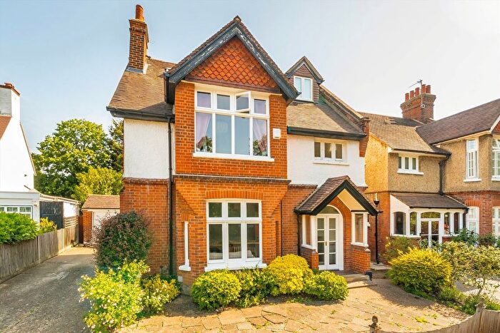 4 Bedroom Detached House For Sale In Kingswood Road, Wimbledon, SW19