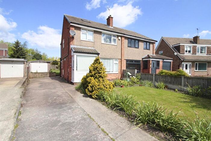 3 Bedroom Semi-Detached House For Sale In Hollybank, Garforth, Leeds, LS25