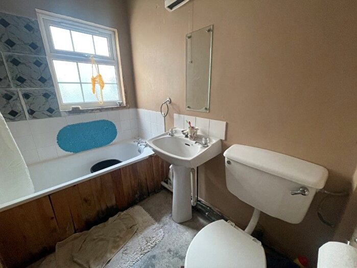 2 Bedroom Flat For Sale In Bermondsey Place East, Great Yarmouth, Norfolk, NR30