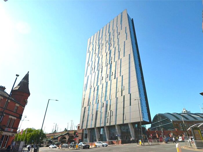 3 Bedroom Apartment To Rent In Axis Tower, Whitworth Street West, Manchester City Centre, Manchester, M1