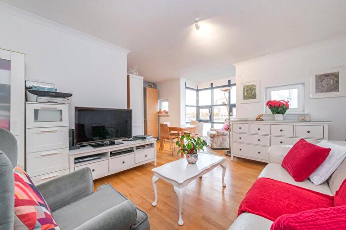 2 Bedroom Flat To Rent In Mermaid Court, Rotherhithe Street, SE16