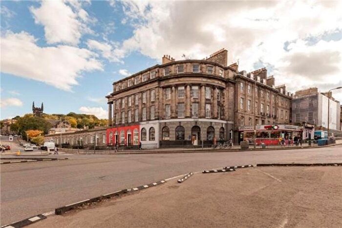5 Bedroom Flat To Rent In Blenheim Place, Leith, Edinburgh, EH7
