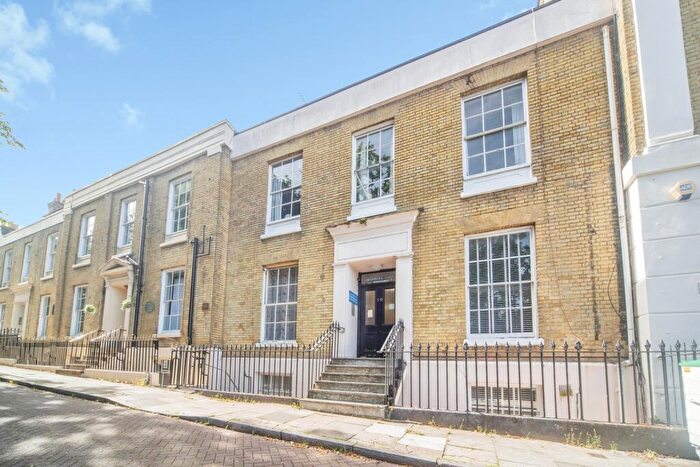 2 Bedroom Flat For Sale In Cranbury Terrace, Southampton, Hampshire, SO14