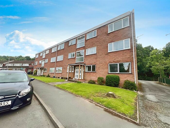 2 Bedroom Flat To Rent In Arden Court, Court Leet, Binley Woods, Coventry, CV3
