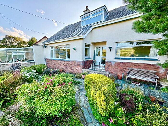 3 Bedroom House For Sale In Y Graig, Glan Conwy, LL28