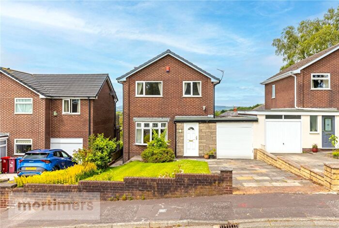 3 Bedroom Link Detached House For Sale In East Lancashire Road, Blackburn, Lancashire, BB1