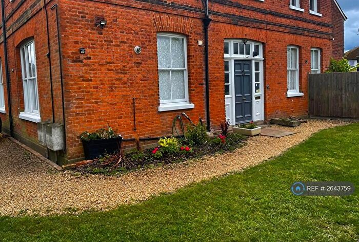 2 Bedroom Flat To Rent In Salisbury Road, Barnet, EN5
