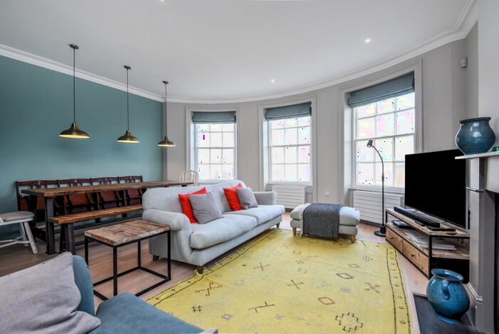 3 Bedroom Duplex To Rent In Lansdowne Place Hove, BN3