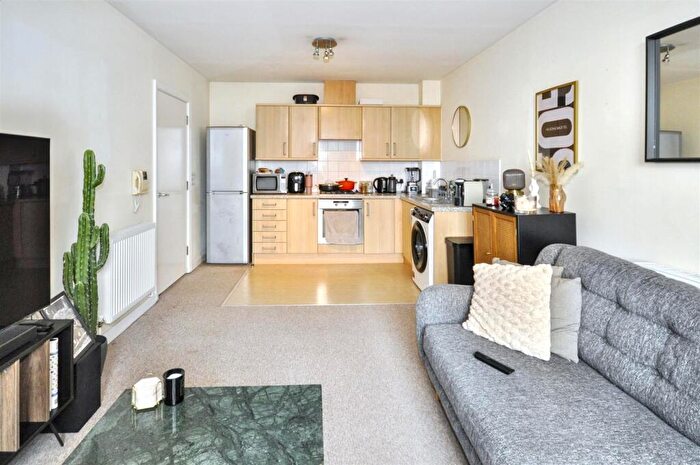 2 Bedroom Apartment To Rent In The Space, Tavistock Street, Leamington Spa, CV32