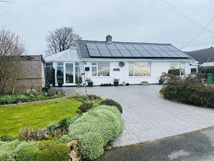 4 Bedroom Detached Bungalow For Sale In Ffordd Uchaf, Gwynfryn, Wrexham, LL11