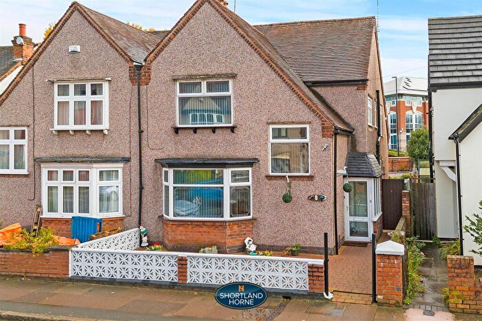 3 Bedroom Semi Detached House For Sale In Stoney Road, Cheylesmore, Coventry, CV1