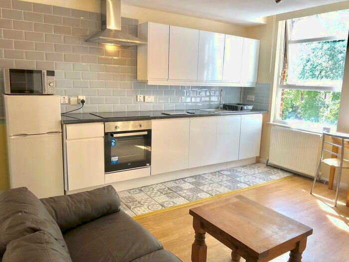 1 Bedroom Flat To Rent In Hawley Street, Sheffield, South Yorkshire, S1