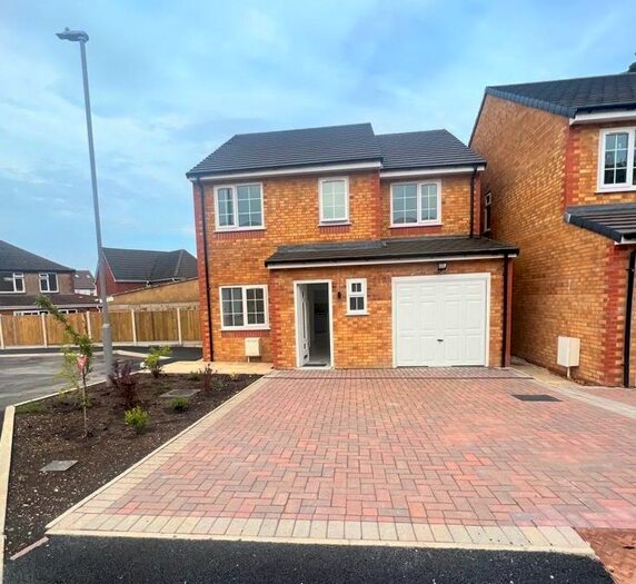 4 Bedroom Detached House To Rent In Wingate Road, Luton, LU4