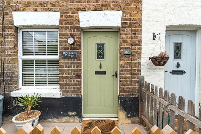 2 Bedroom Terraced House To Rent In Field Lane, Teddington, TW11